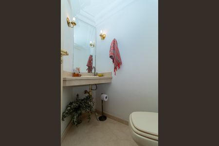 Apartamento à venda com 244m², 4 quartos e 4 vagasLavabo