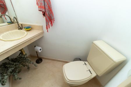 Apartamento à venda com 244m², 4 quartos e 4 vagasLavabo