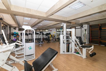 Apartamento à venda com 244m², 4 quartos e 4 vagasÁrea Comum - Academia