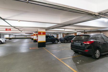 Apartamento à venda com 244m², 4 quartos e 4 vagasGaragem