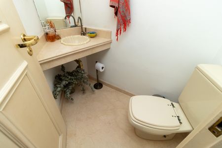 Apartamento à venda com 244m², 4 quartos e 4 vagasLavabo