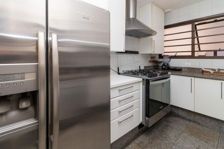 Apartamento à venda com 244m², 4 quartos e 4 vagasCozinha
