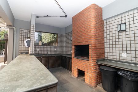 Apartamento à venda com 244m², 4 quartos e 4 vagasÁrea Comum - Churrasqueira