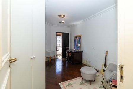 Apartamento à venda com 244m², 4 quartos e 4 vagasSuíte 1