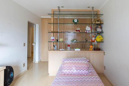 Apartamento à venda com 315m², 4 quartos e 5 vagasQuarto 2 - Suíte