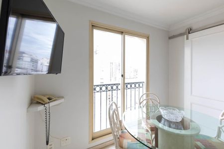 Apartamento à venda com 315m², 4 quartos e 5 vagasCopa