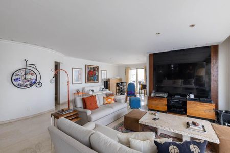 Apartamento à venda com 315m², 4 quartos e 5 vagasSala