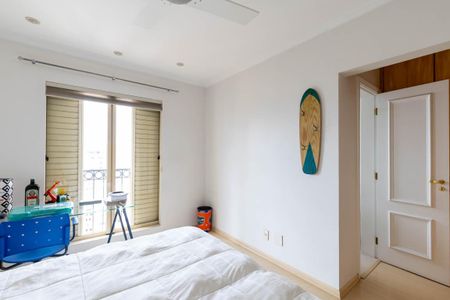 Apartamento à venda com 315m², 4 quartos e 5 vagasQuarto 3 - Suíte