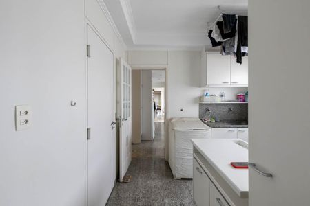 Apartamento à venda com 315m², 4 quartos e 5 vagasLavanderia