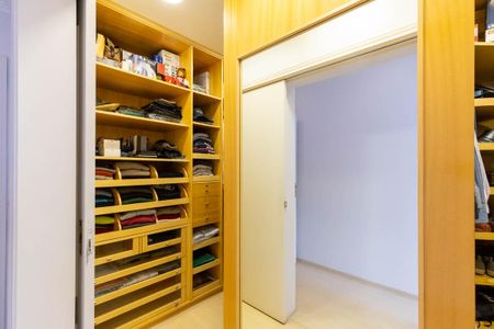 Apartamento à venda com 315m², 4 quartos e 5 vagasQuarto 1 - Suíte