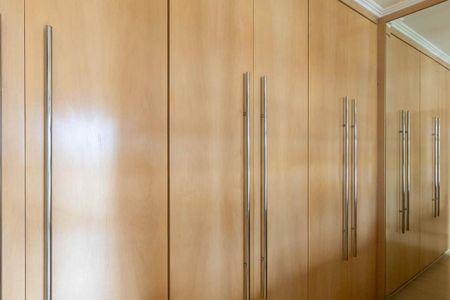 Apartamento à venda com 315m², 4 quartos e 5 vagasQuarto 2 - Suíte