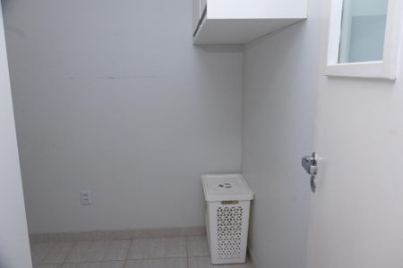 Apartamento para alugar com 80m², 3 quartos e 2 vagasSala