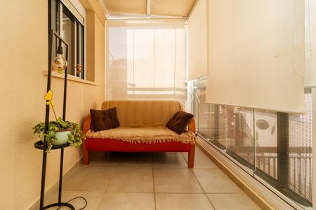 Apartamento à venda com 78m², 2 quartos e 1 vaga Apartamento à venda com 78m², 2 quartos e 1 vagaVaranda da Sala