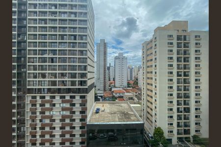 Studio à venda com 27m², 1 quarto e 1 vaga Studio à venda com 27m², 1 quarto e 1 vagaStudio