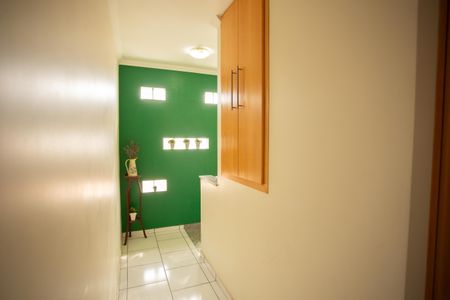 Casa à venda com 660m², 4 quartos e 4 vagasCorredor