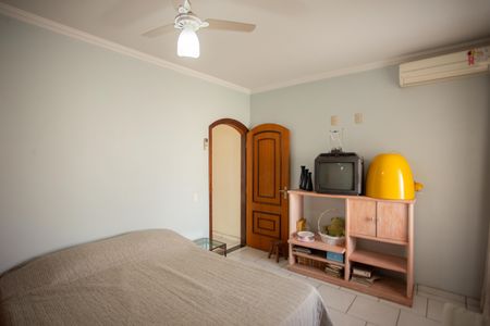 Casa à venda com 660m², 4 quartos e 4 vagasSuíte 3