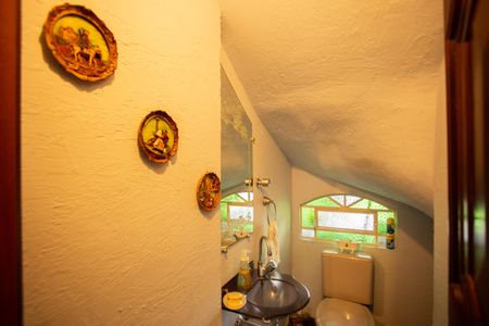 Casa à venda com 660m², 4 quartos e 4 vagasLavabo