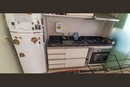 Apartamento à venda com 52m², 2 quartos e 1 vaga Apartamento à venda com 52m², 2 quartos e 1 vagaCozinha