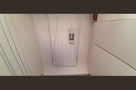 Apartamento à venda com 52m², 2 quartos e 1 vaga Apartamento à venda com 52m², 2 quartos e 1 vagaÁrea de Serviço