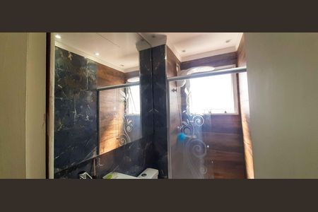 Apartamento à venda com 52m², 2 quartos e 1 vaga Apartamento à venda com 52m², 2 quartos e 1 vagaBanheiro