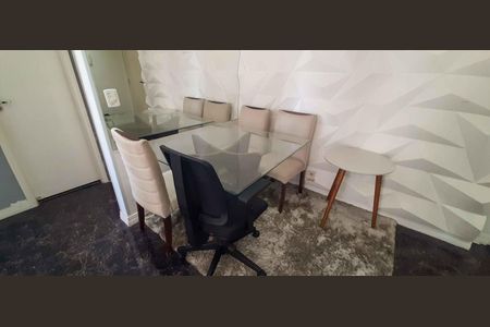Sala de apartamento à venda com 2 quartos, 52m² em Bussocaba, Osasco