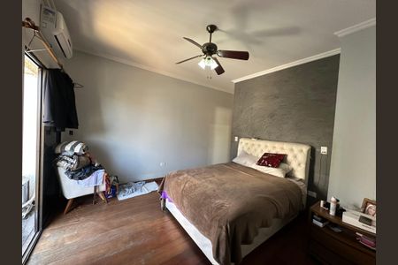 Casa à venda com 210m², 4 quartos e 4 vagas Casa à venda com 210m², 4 quartos e 4 vagasSuíte 1