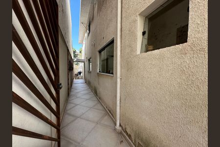 Casa à venda com 210m², 4 quartos e 4 vagas Casa à venda com 210m², 4 quartos e 4 vagasQuintal