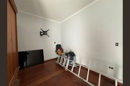 Casa à venda com 210m², 4 quartos e 4 vagas Casa à venda com 210m², 4 quartos e 4 vagasQuarto 2