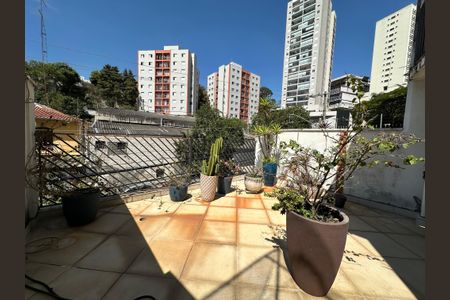 Varanda de casa à venda com 4 quartos, 210m² em Lapa, São Paulo