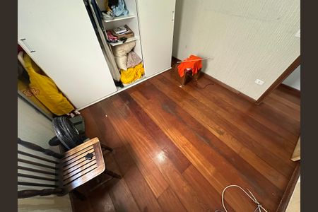 Casa à venda com 210m², 4 quartos e 4 vagas Casa à venda com 210m², 4 quartos e 4 vagasQuarto 1