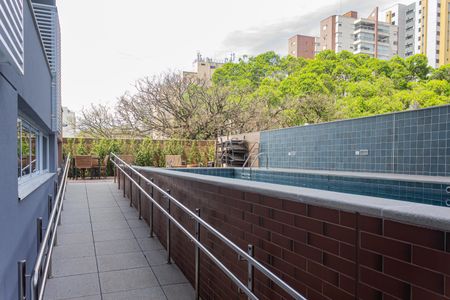 Studio à venda com 19m², 1 quarto e sem vaga Studio à venda com 19m², 1 quarto e sem vagaÁrea comum - Piscina