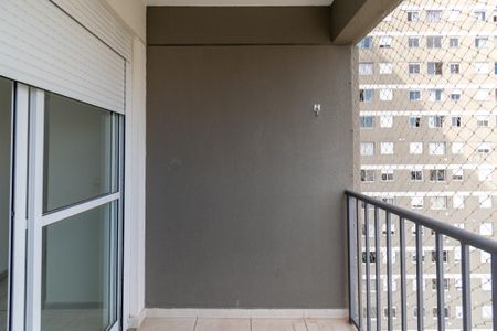 Apartamento para alugar com 56m², 2 quartos e sem vaga Apartamento para alugar com 56m², 2 quartos e sem vagaSacada do Quarto 1