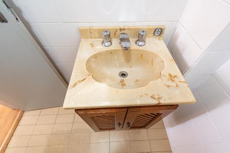 Apartamento à venda com 90m², 2 quartos e 1 vagaBanheiro 1