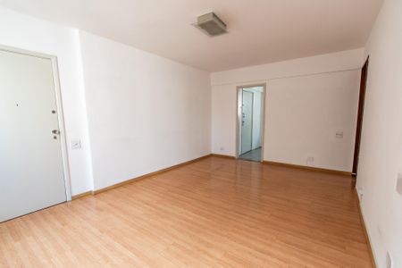 Apartamento à venda com 90m², 2 quartos e 1 vagaSala