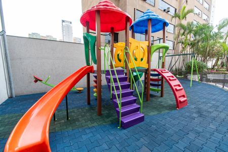 Apartamento à venda com 90m², 2 quartos e 1 vagaÁrea comum