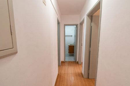Apartamento à venda com 90m², 2 quartos e 1 vagaCorredor