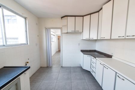 Apartamento à venda com 90m², 2 quartos e 1 vagaCozinha