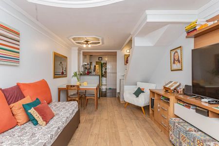 Casa de condomínio à venda com 120m², 4 quartos e 2 vagasSala