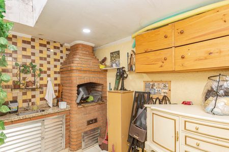 Casa de condomínio à venda com 120m², 4 quartos e 2 vagasÁrea comum - Churrasqueira