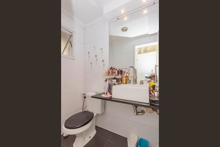 Casa de condomínio à venda com 120m², 4 quartos e 2 vagasBanheiro 2