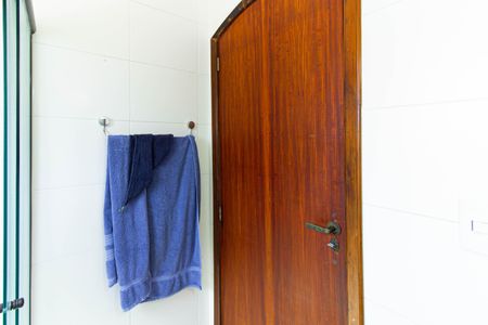 Casa à venda com 143m², 4 quartos e 2 vagas Casa à venda com 143m², 4 quartos e 2 vagasBanheiro