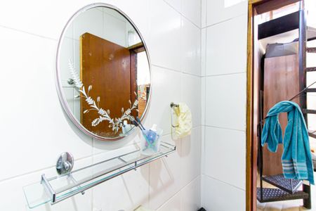 Casa à venda com 143m², 4 quartos e 2 vagas Casa à venda com 143m², 4 quartos e 2 vagasBanheiro da Suíte 1