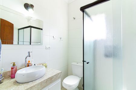 Casa à venda com 143m², 4 quartos e 2 vagas Casa à venda com 143m², 4 quartos e 2 vagasBanheiro