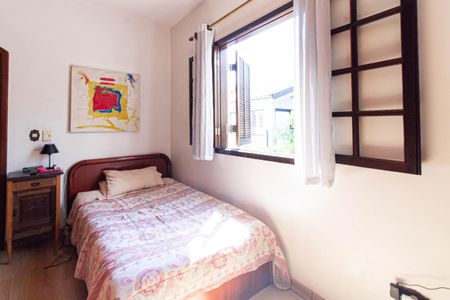 Casa à venda com 143m², 4 quartos e 2 vagas Casa à venda com 143m², 4 quartos e 2 vagasQuarto 2