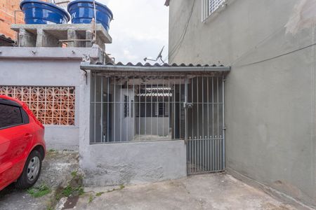 Casa para alugar com 80m², 2 quartos e 1 vagaEntrada