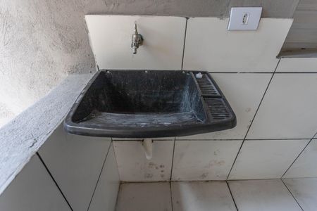 Casa para alugar com 80m², 2 quartos e 1 vagaÁrea de serviço