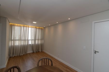 Sala  de apartamento para alugar com 2 quartos, 56m² em Jardim das Colinas, Hortolândia
