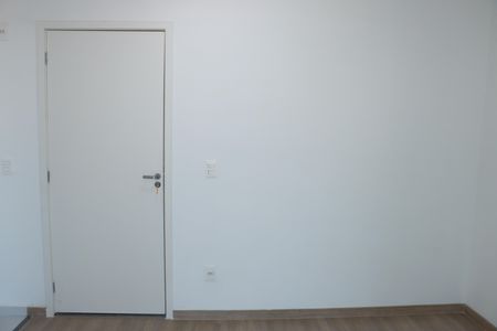 Sala de apartamento para alugar com 2 quartos, 42m² em Jardim Vazame, Embu das Artes