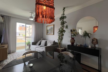 Sala de apartamento à venda com 2 quartos, 61m² em Jardim Barbosa, Guarulhos