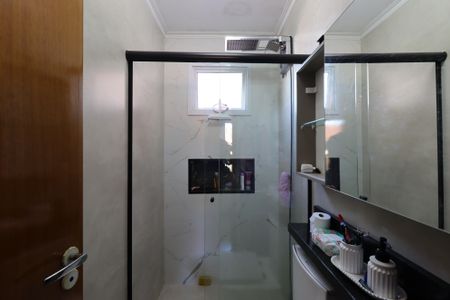 Apartamento à venda com 100m², 2 quartos e 1 vagaBanheiro da Suíte